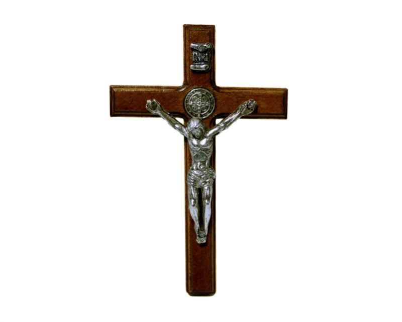 Crucifijo de pared c/Cristo plateado - San Benito. 10 cm