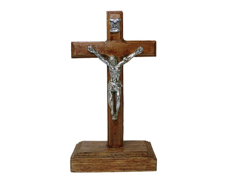 Crucifijo de pared - madera c/Cristo y base. 11cm