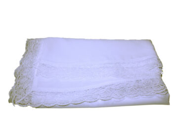 Mantel Altar blanco c/puntilla (crepe poliéster) 2,50x1,30mts