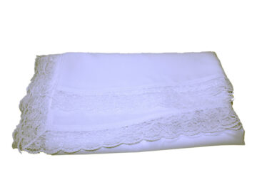 Mantel Altar blanco c/puntilla (crepe poliéster) 3,50x1,40mts